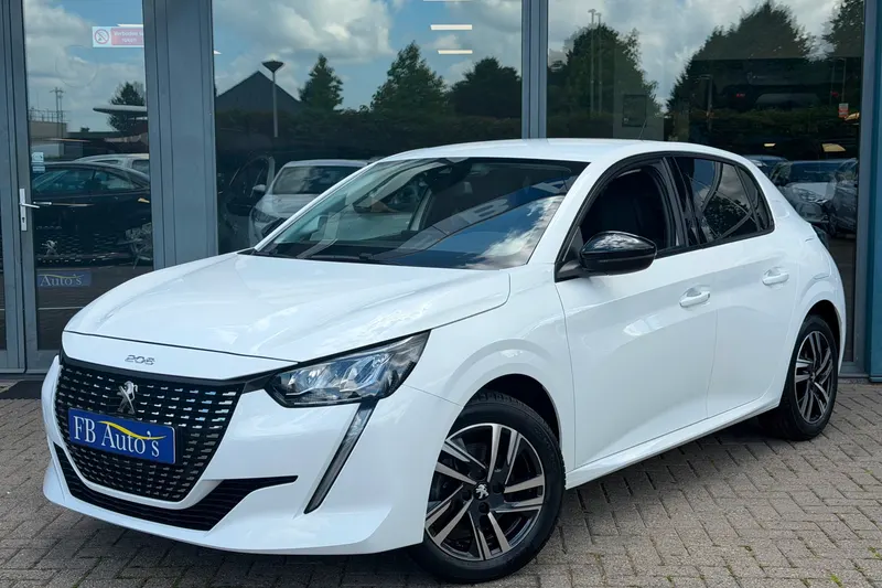 Peugeot 208 (2023)