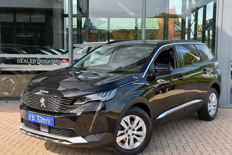 Peugeot 5008 (2023)