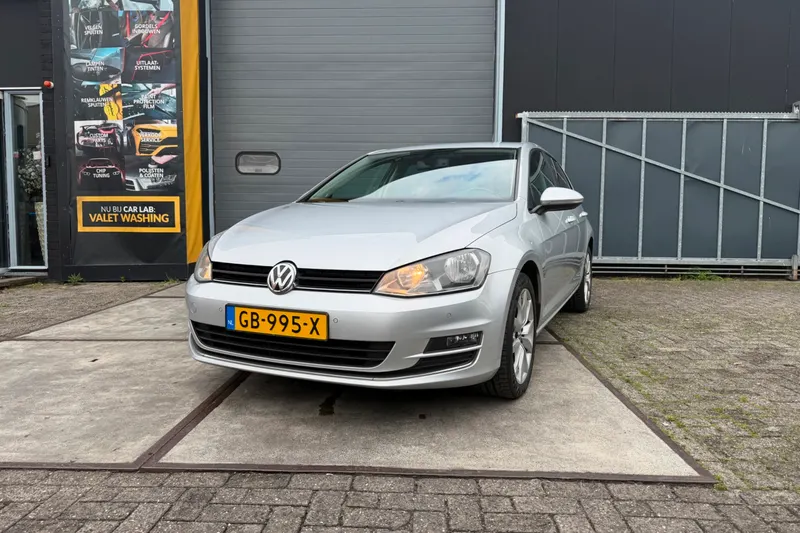 Volkswagen Golf (2015)