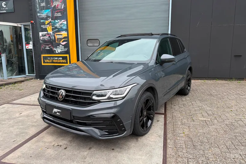 Volkswagen Tiguan (2022)