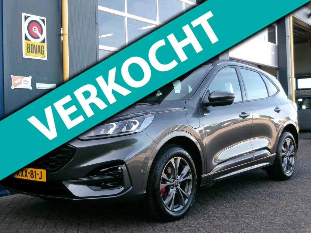Ford Kuga (2022) — foto 1