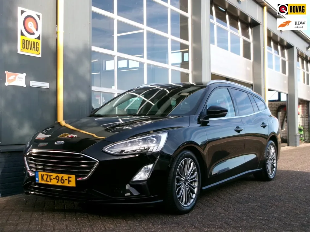 Ford Focus (2018) — foto 1