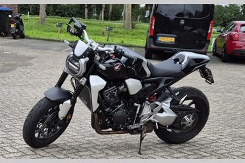 Honda CB1000R (2019)