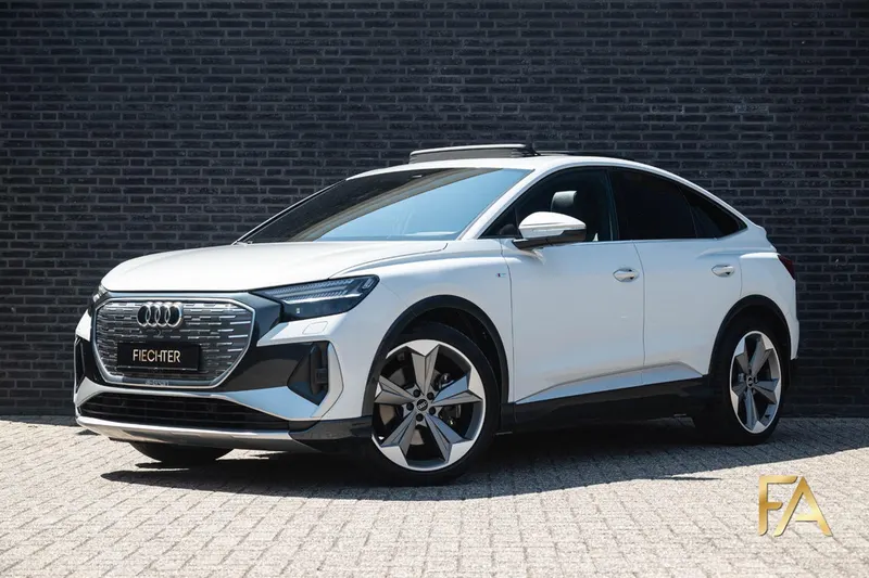 Audi Q4 e-tron (2023)
