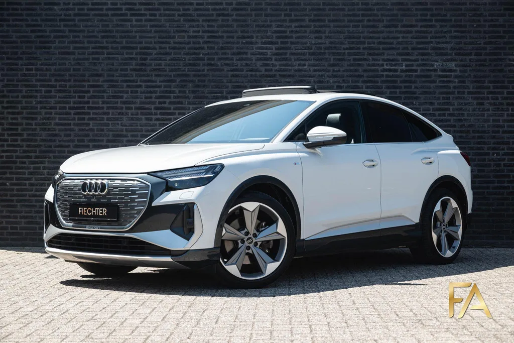 Audi Q4 e-tron (2023) — foto 1