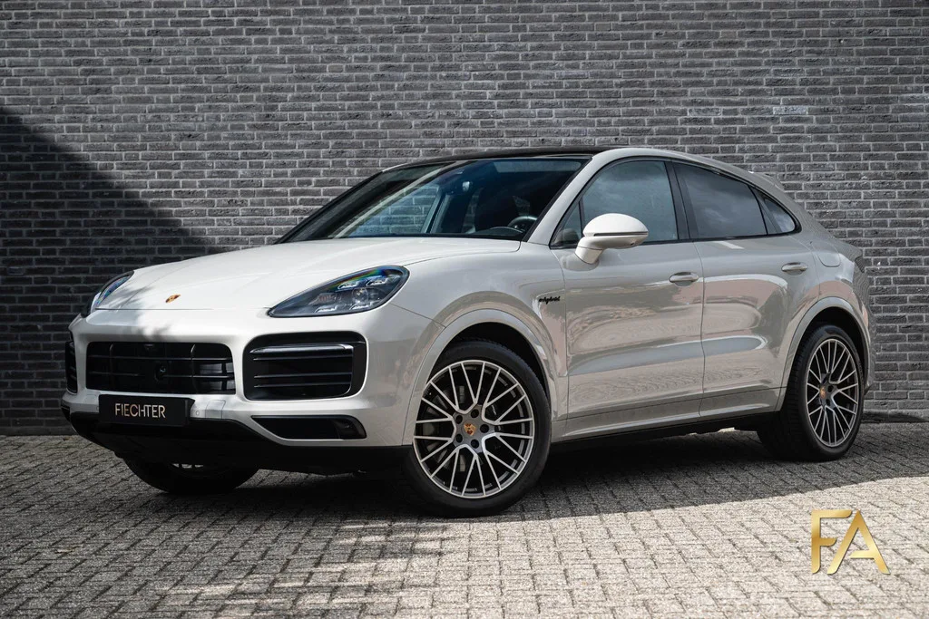Porsche Cayenne Coupé (2021) — foto 1