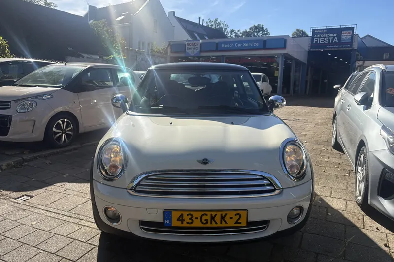 MINI Cooper (2008)