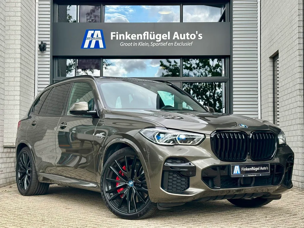 BMW X5 (2022) — foto 1