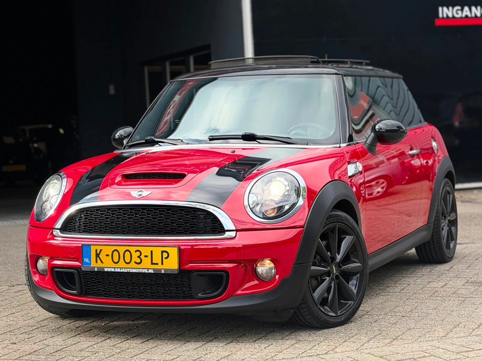 MINI Cooper S (2010) — foto 1