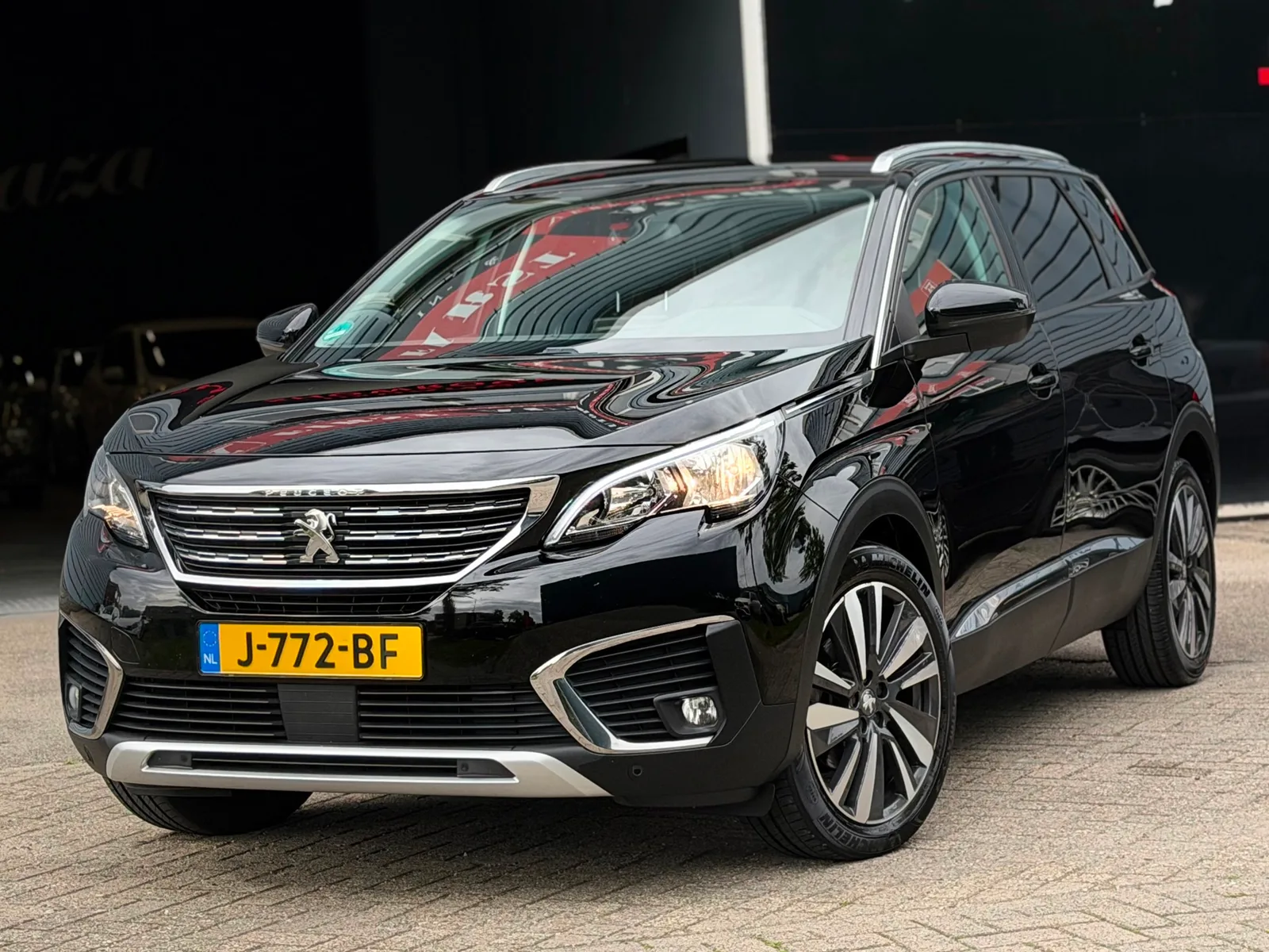 Peugeot 5008 (2020) — foto 1