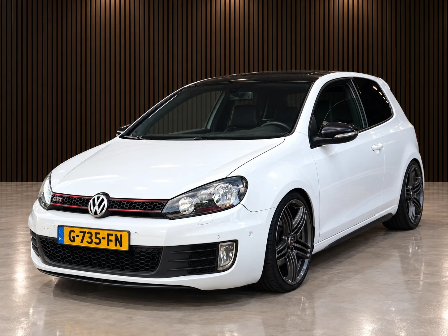 Volkswagen Golf (2011) — foto 1