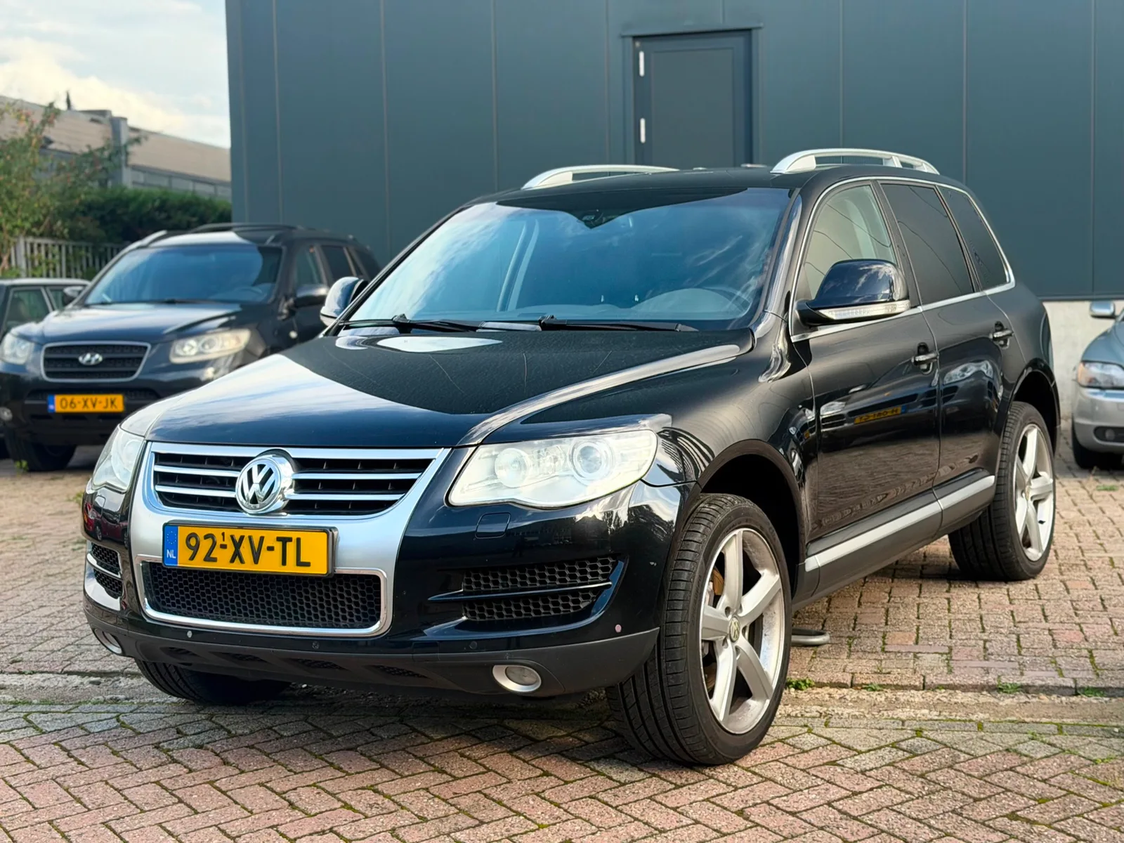 Volkswagen Touareg (2007) — foto 1