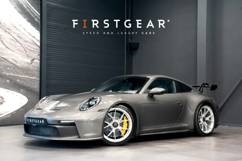 Porsche 911 (2023)
