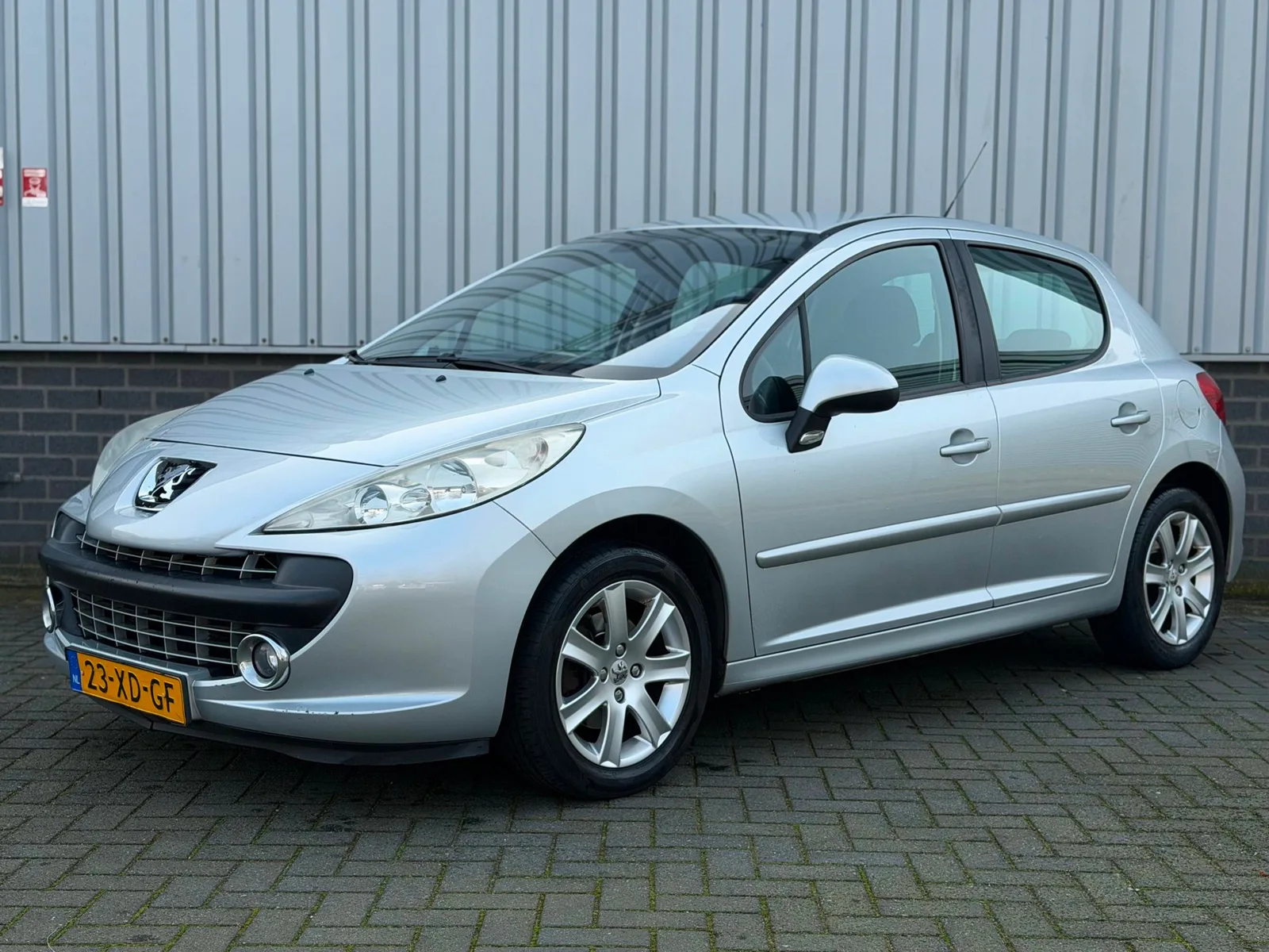 Peugeot 207 (2007) — foto 1