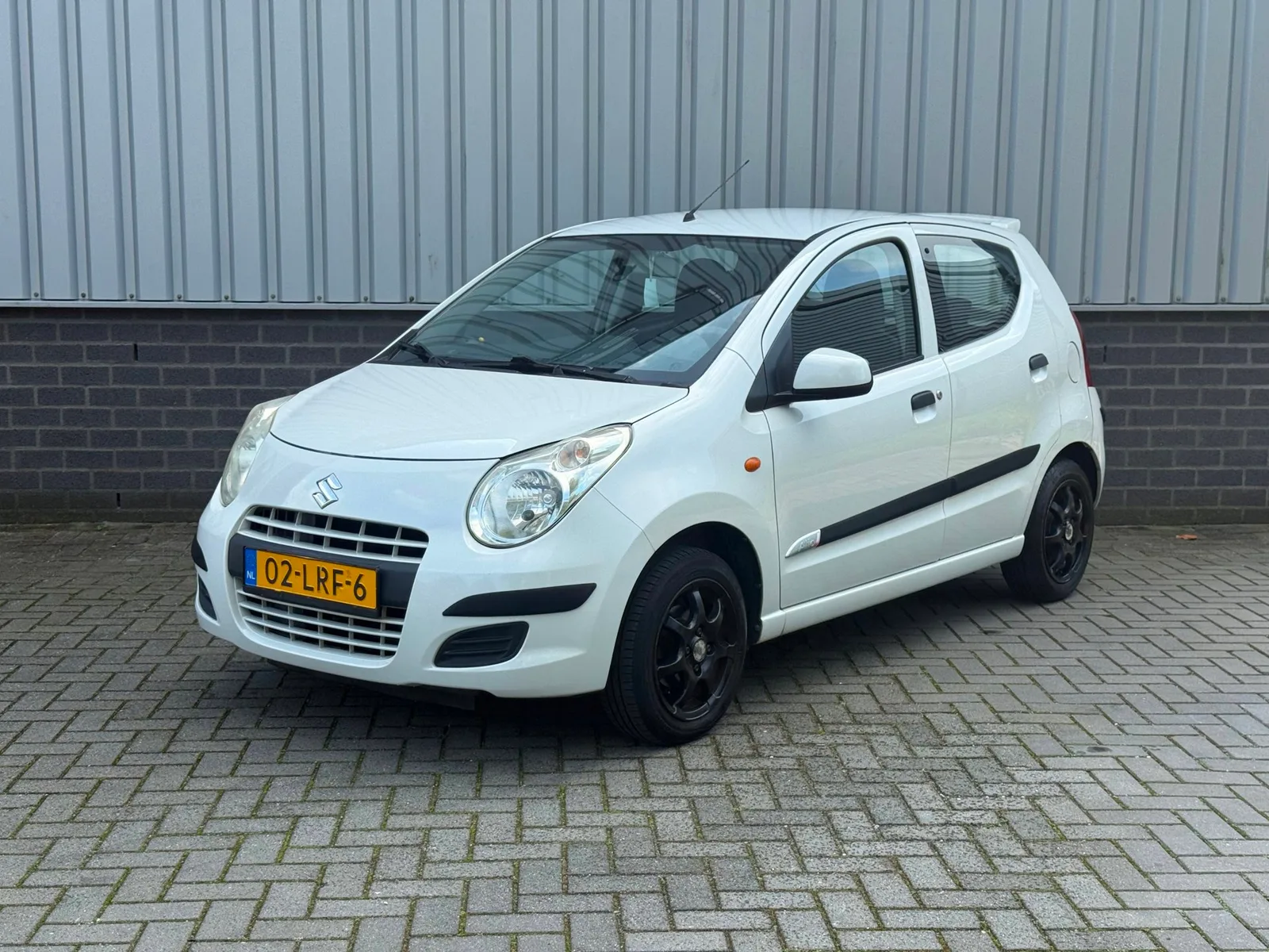 Suzuki Alto (2010) — foto 1
