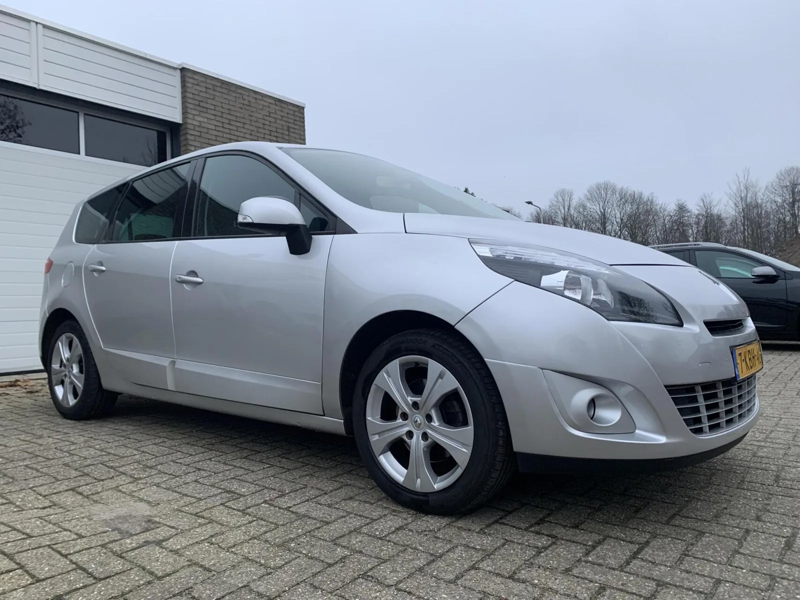 Renault Grand Scénic (2011) — foto 1