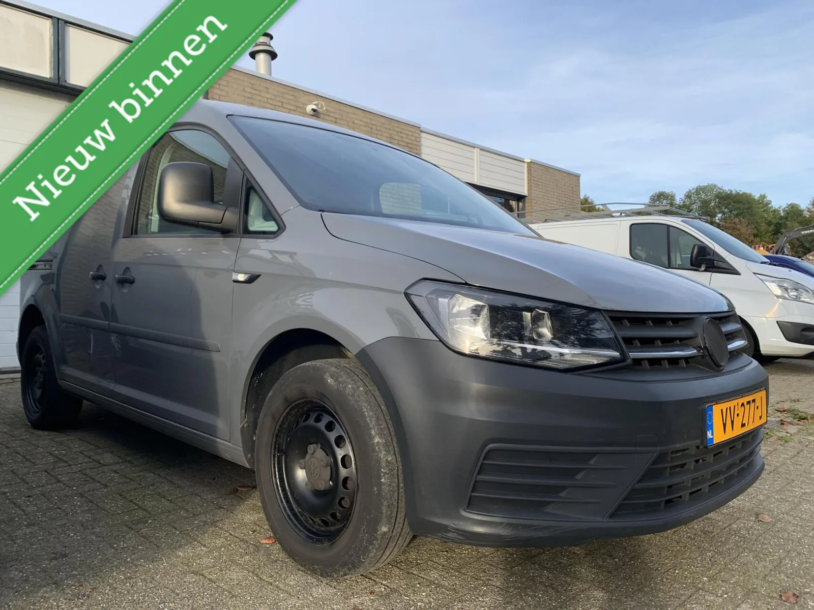 Volkswagen Caddy (2016) — foto 1