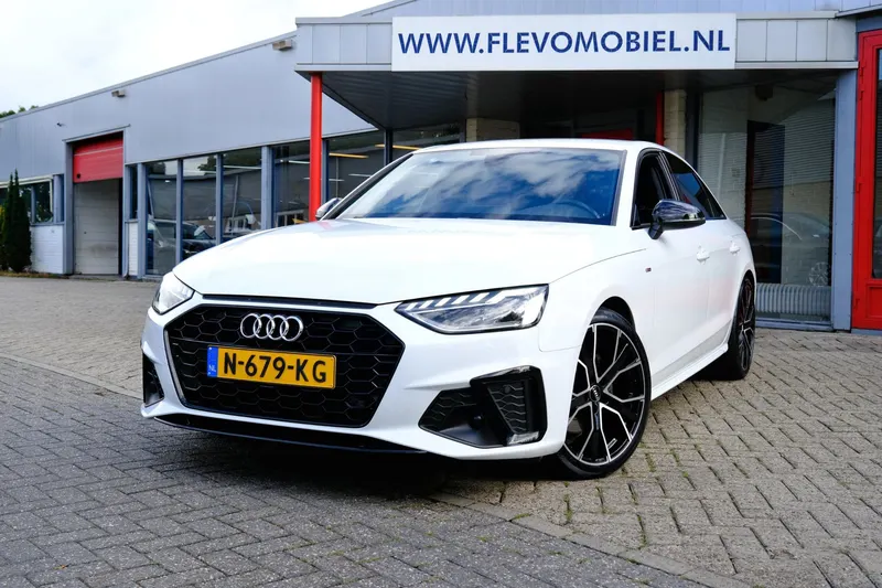 Audi A4 (2021)