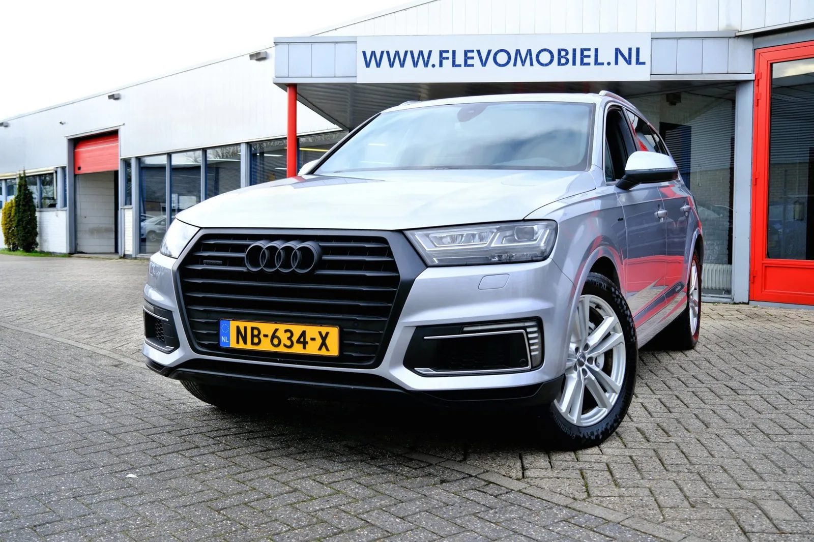 Audi Q7 (2016) — foto 1
