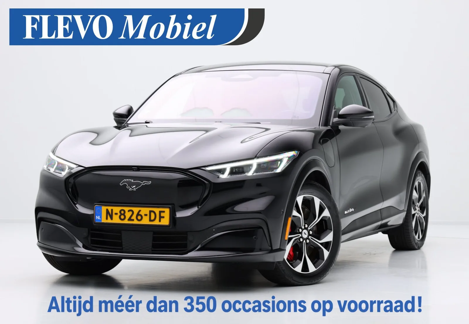 Ford Mustang Mach-E (2021) — foto 1