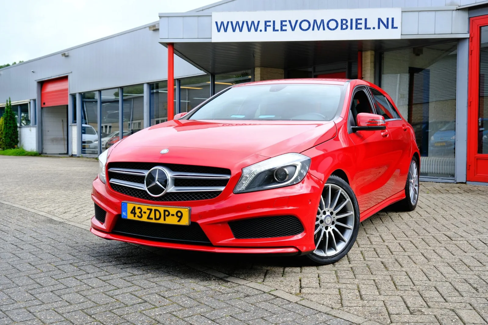 Mercedes-Benz A-Klasse (2012) — foto 1