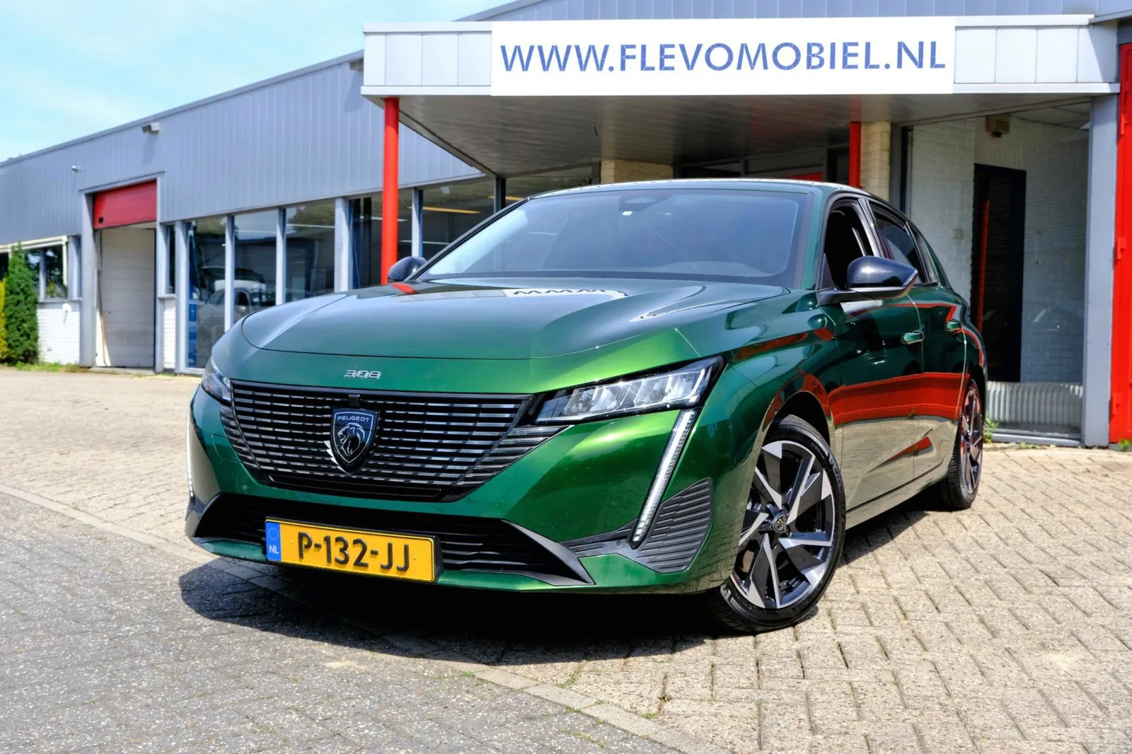 Peugeot 308 (2022) — foto 1
