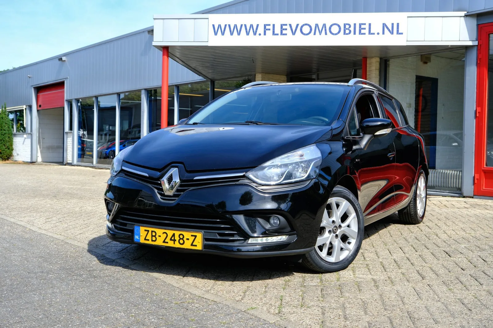 Renault Clio (2019) — foto 1