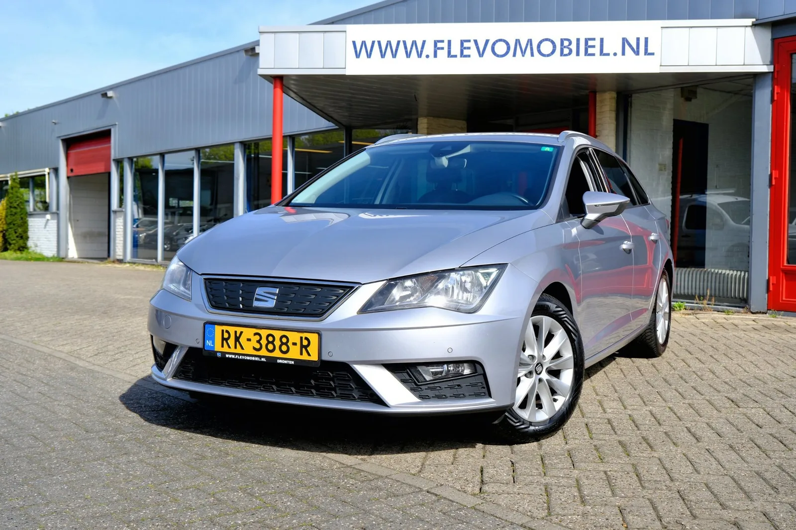 SEAT Leon (2018) — foto 1