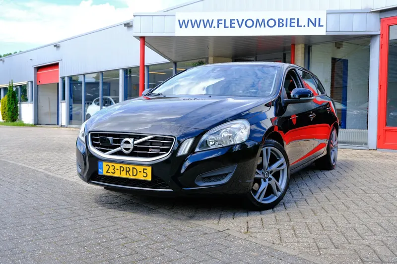 Volvo V60 (2011)