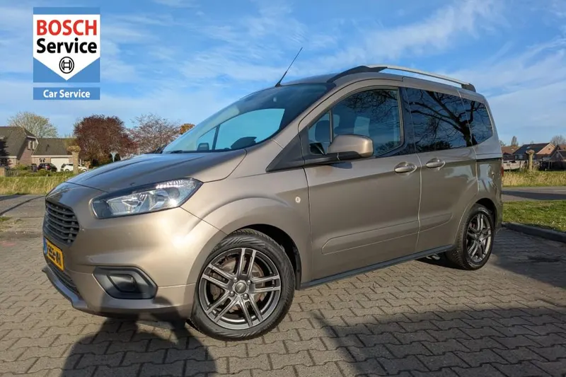 Ford Tourneo Courier (2019)