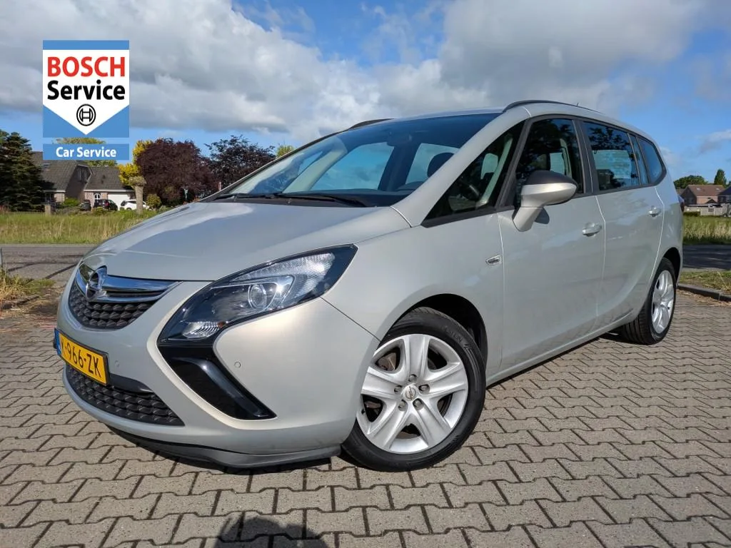 Opel Zafira (2012) — foto 1
