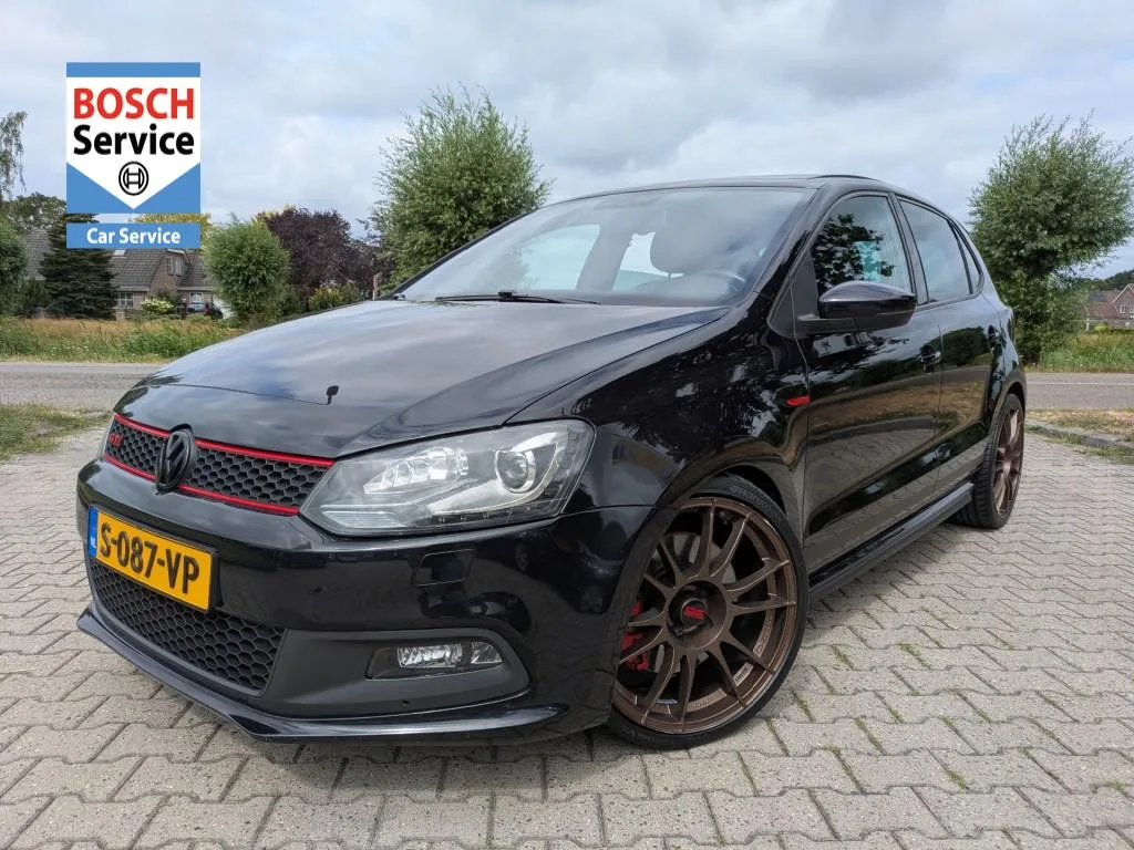 Volkswagen Polo (2013) — foto 1