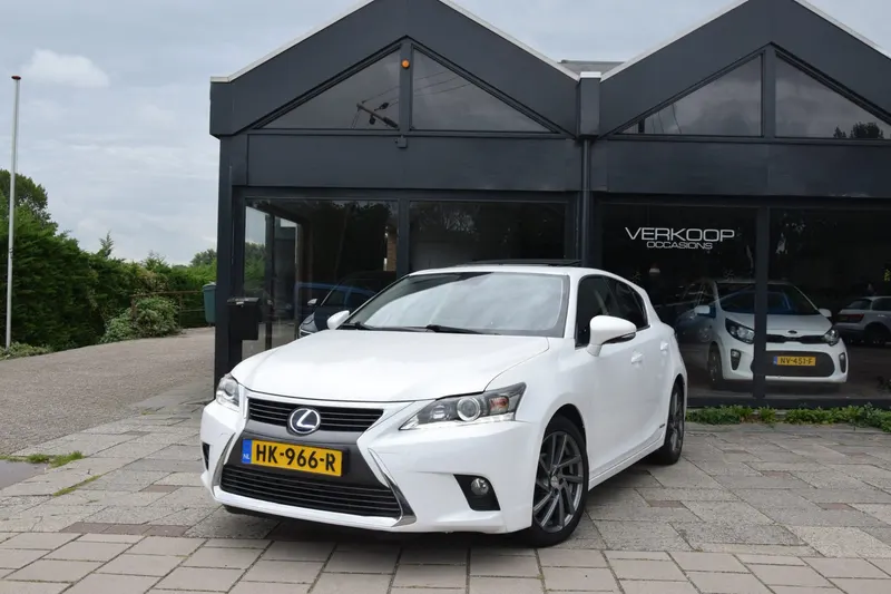 Lexus CT (2015)