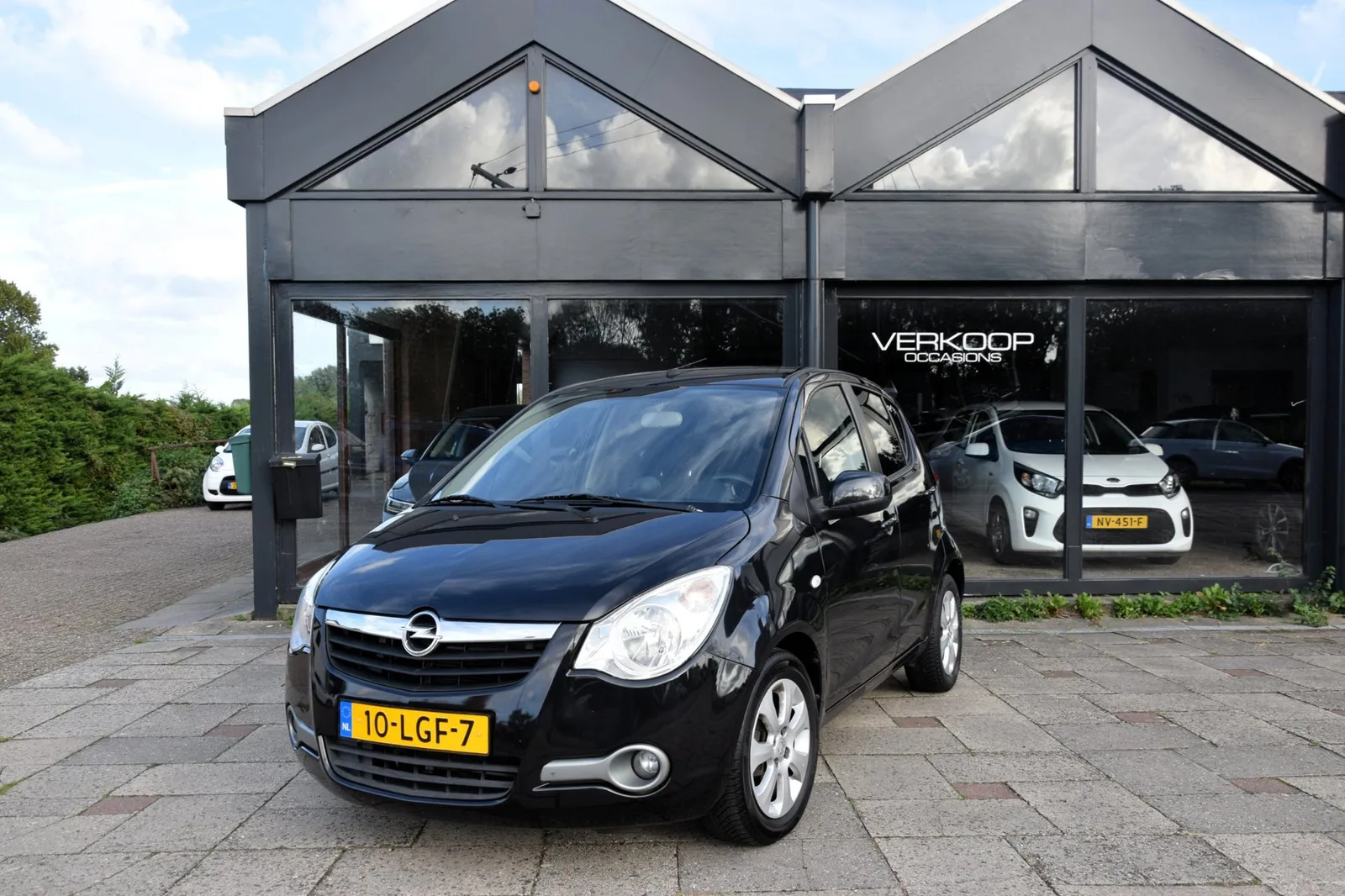 Opel Agila (2010) — foto 1