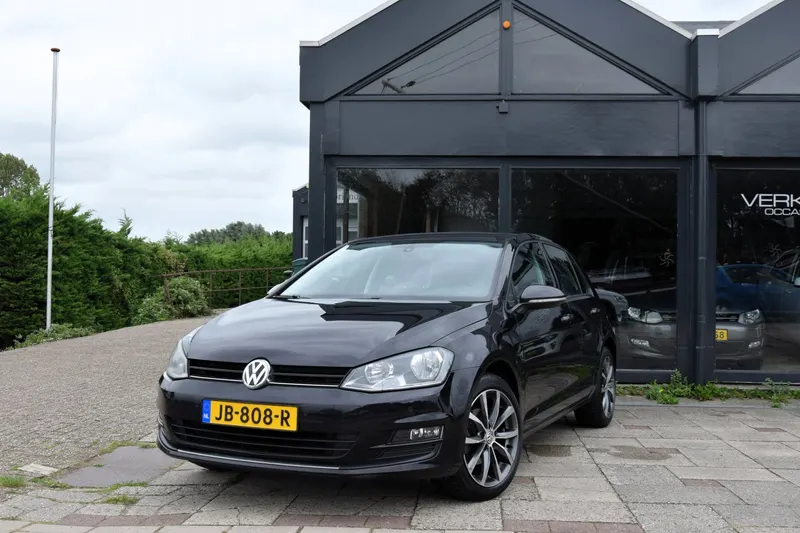 Volkswagen Golf (2016)