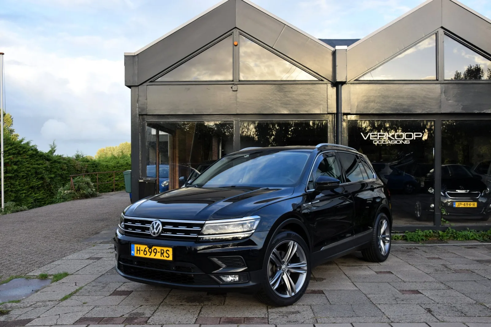 Volkswagen Tiguan (2019) — foto 1