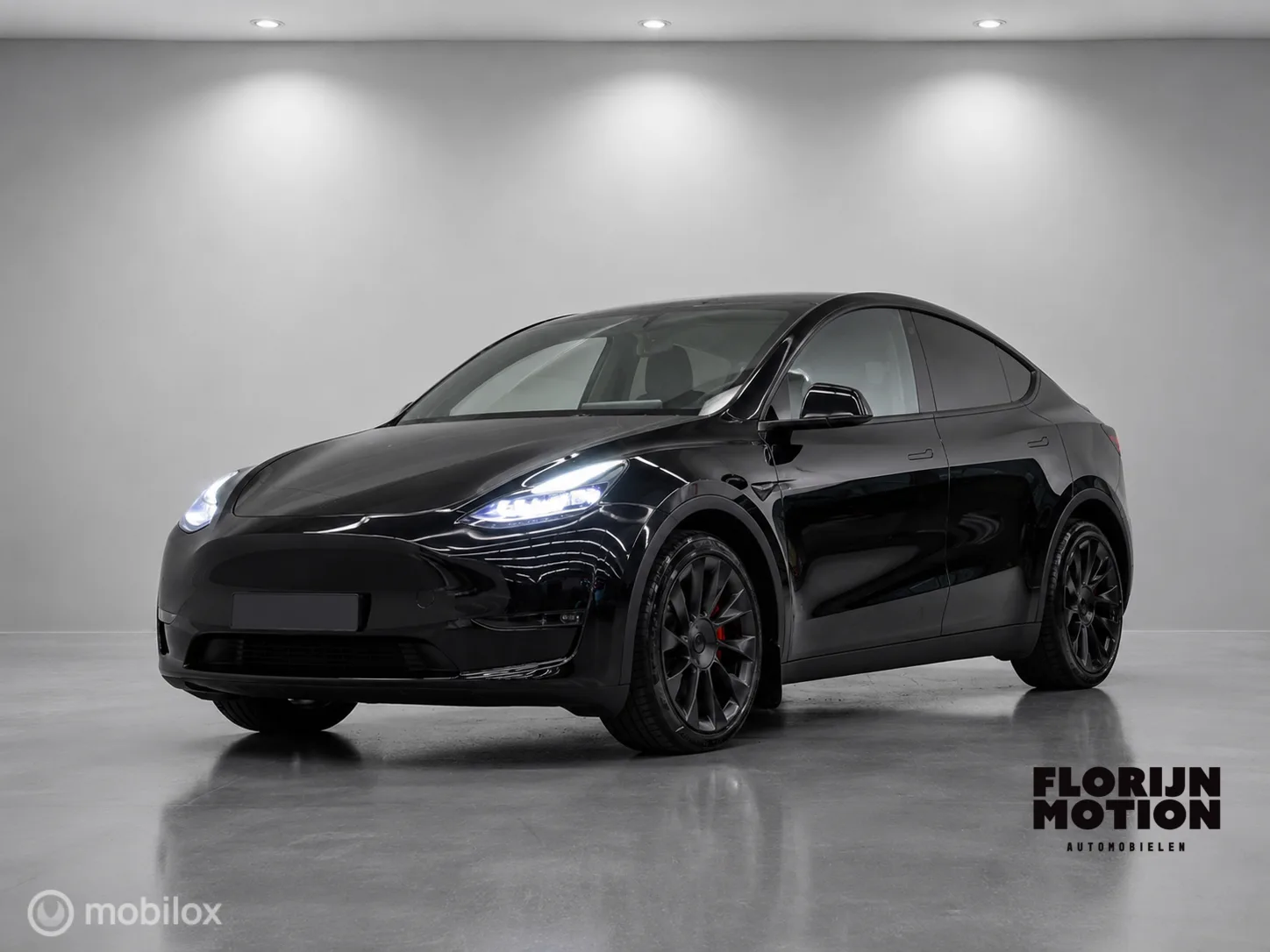 Tesla Model Y (2023) — foto 1