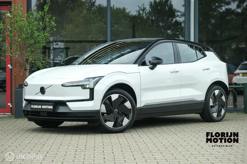 Volvo EX30 (2024)