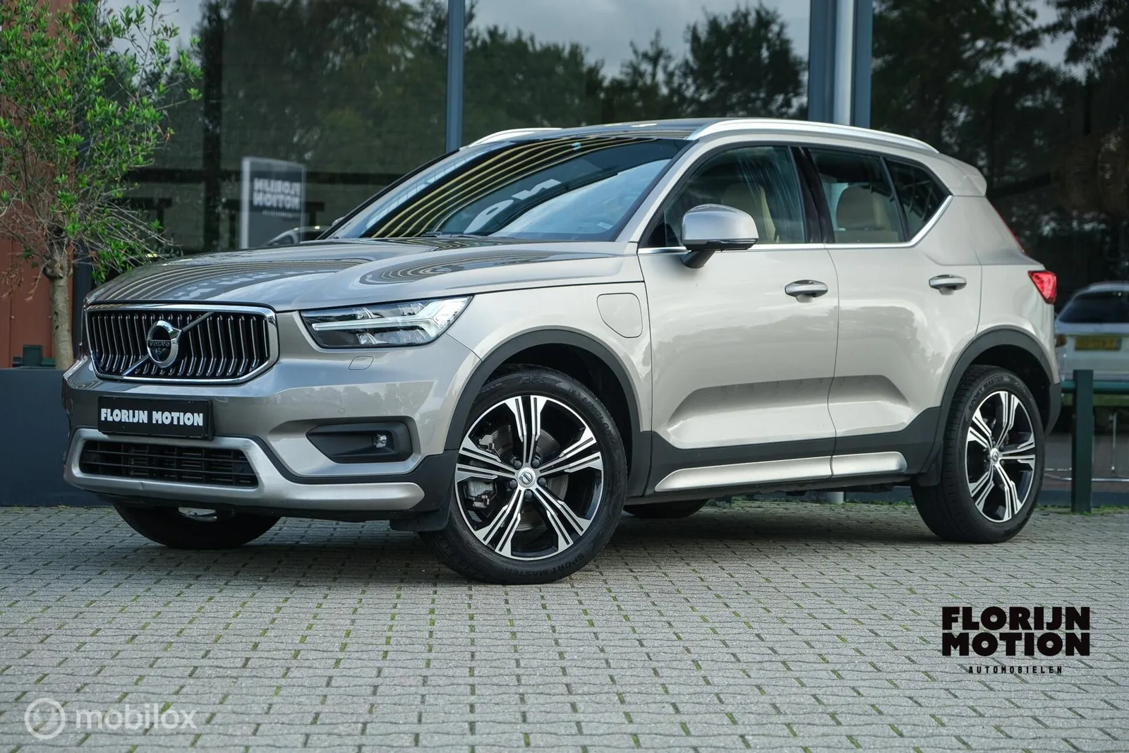 Volvo XC40 (2022) — foto 1
