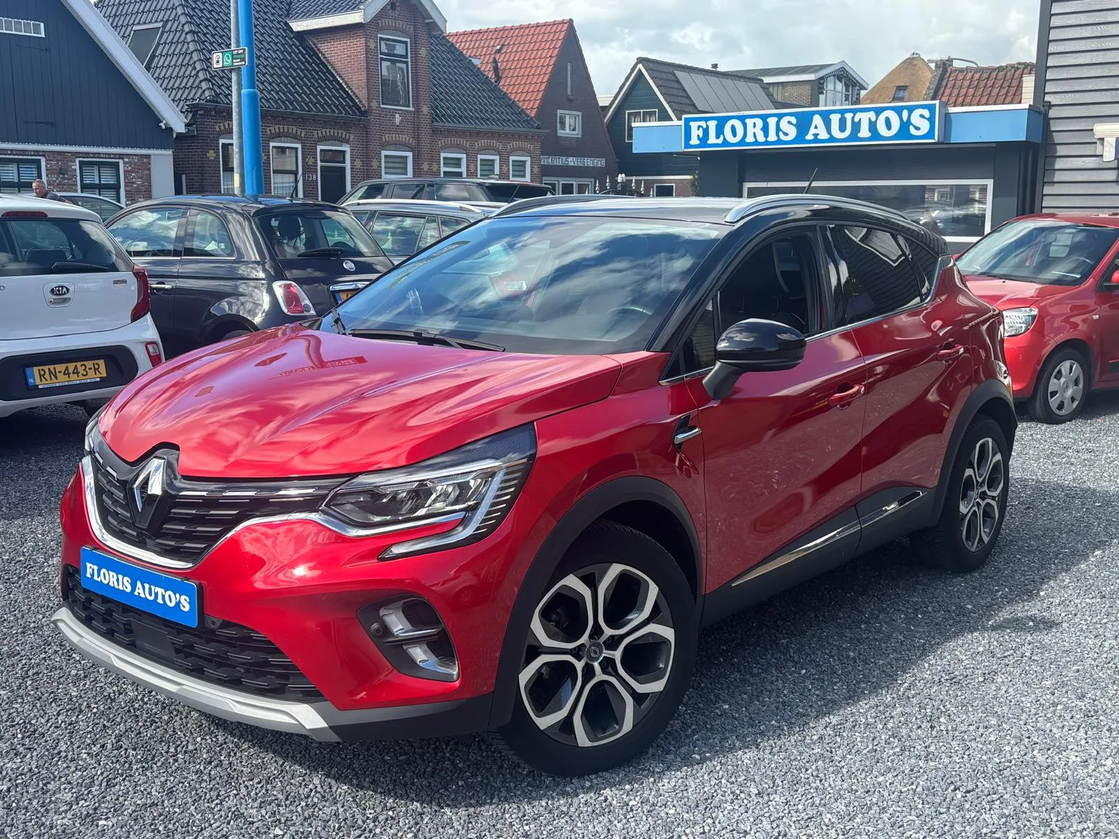 Renault Captur (2020) — foto 1