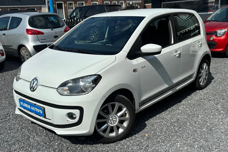 Volkswagen Up! (2016)
