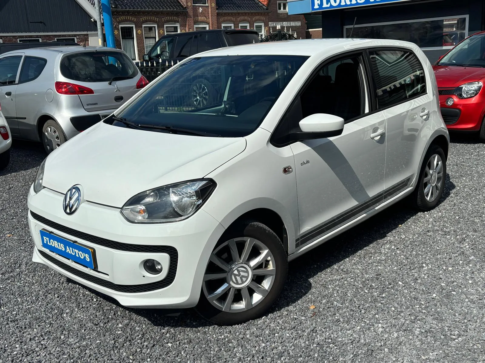 Volkswagen Up! (2016) — foto 1