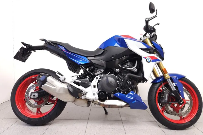 BMW F 900 R (2026)
