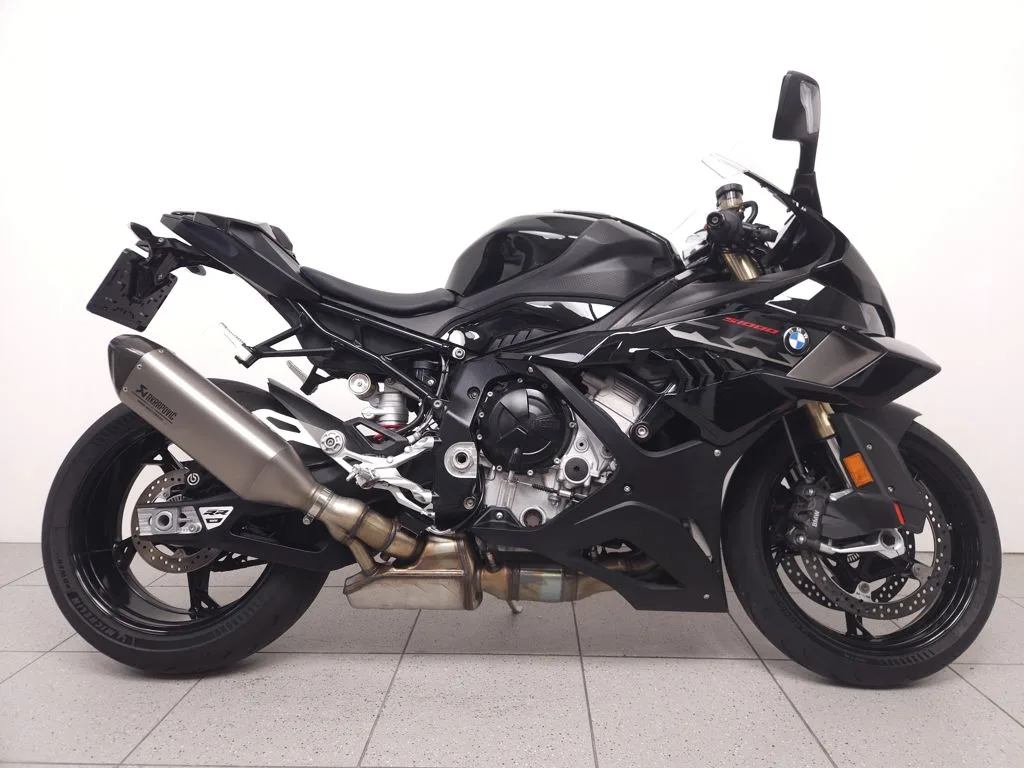 BMW S 1000 RR (2026) — foto 1