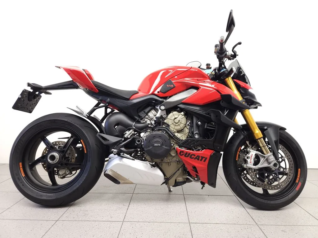 Ducati Streetfighter V4S (2026) — foto 1