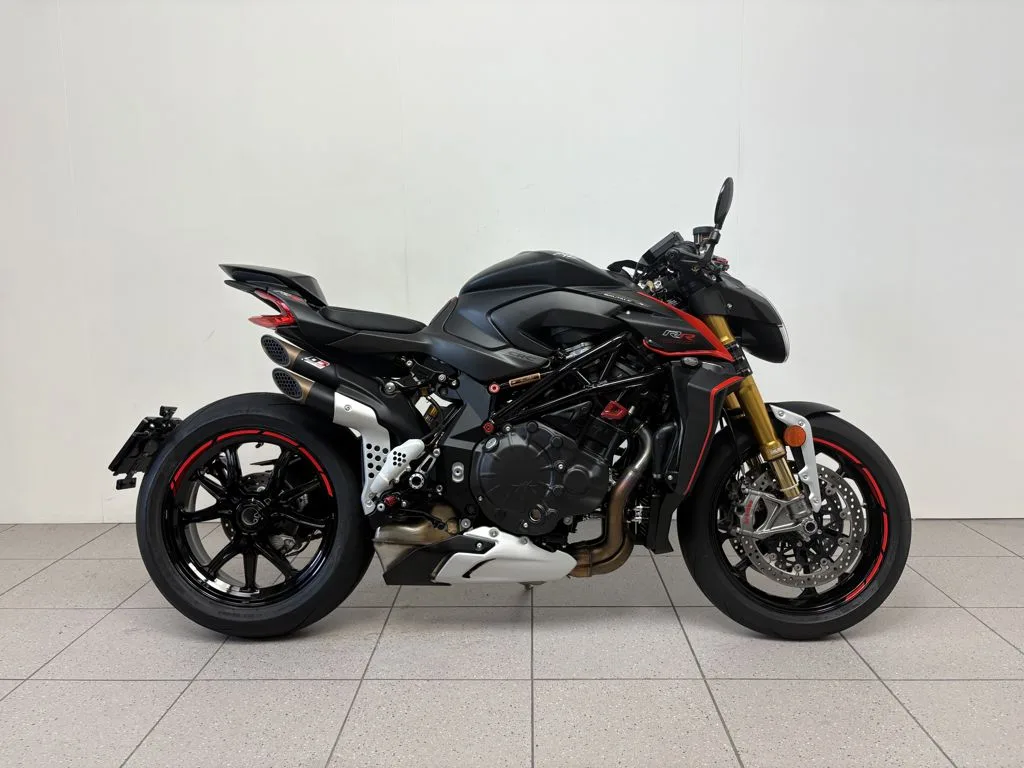 MV Agusta Brutale 1000RR 1000 (2024) — foto 1