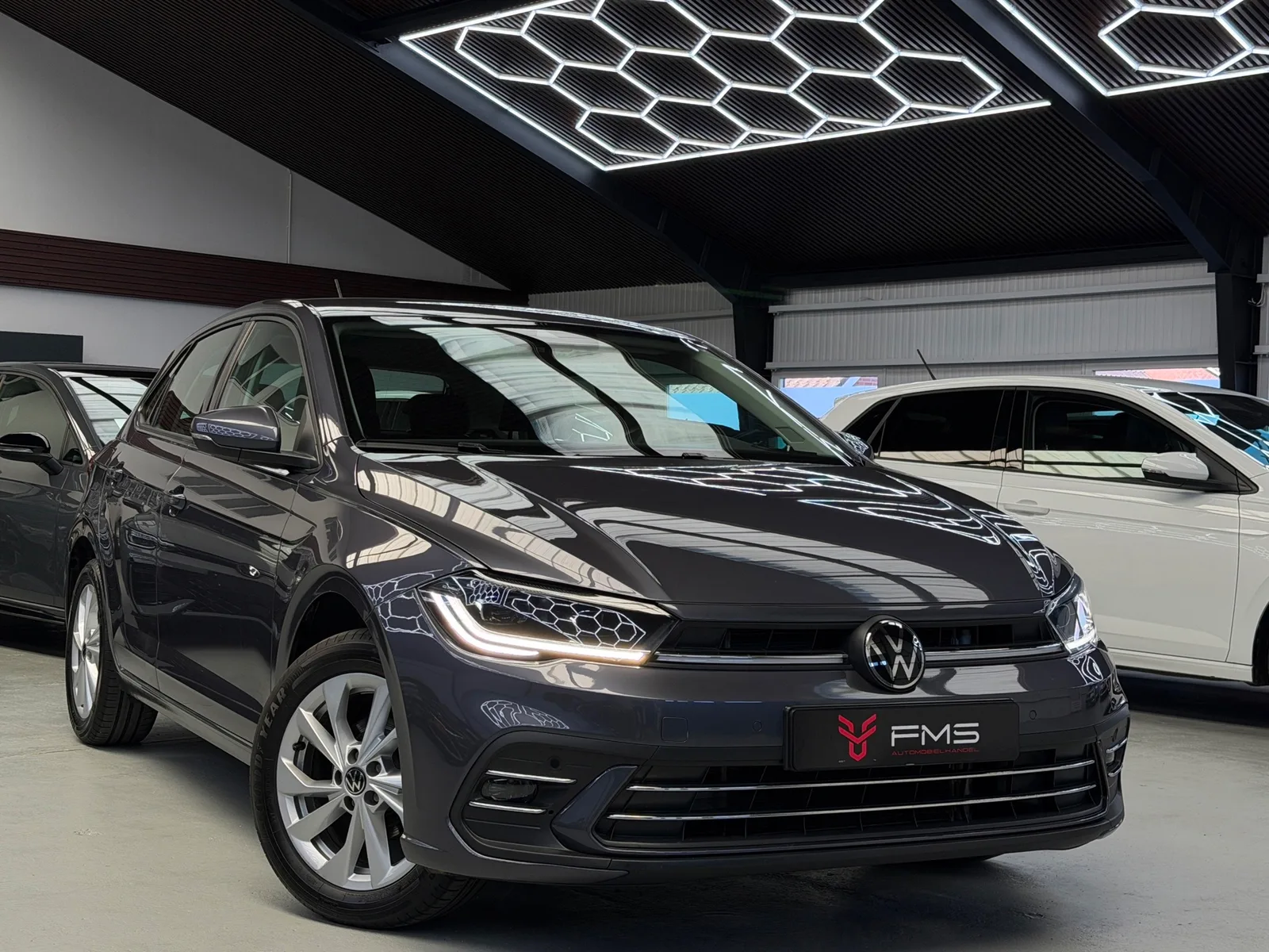 Volkswagen Polo (2024) — foto 1