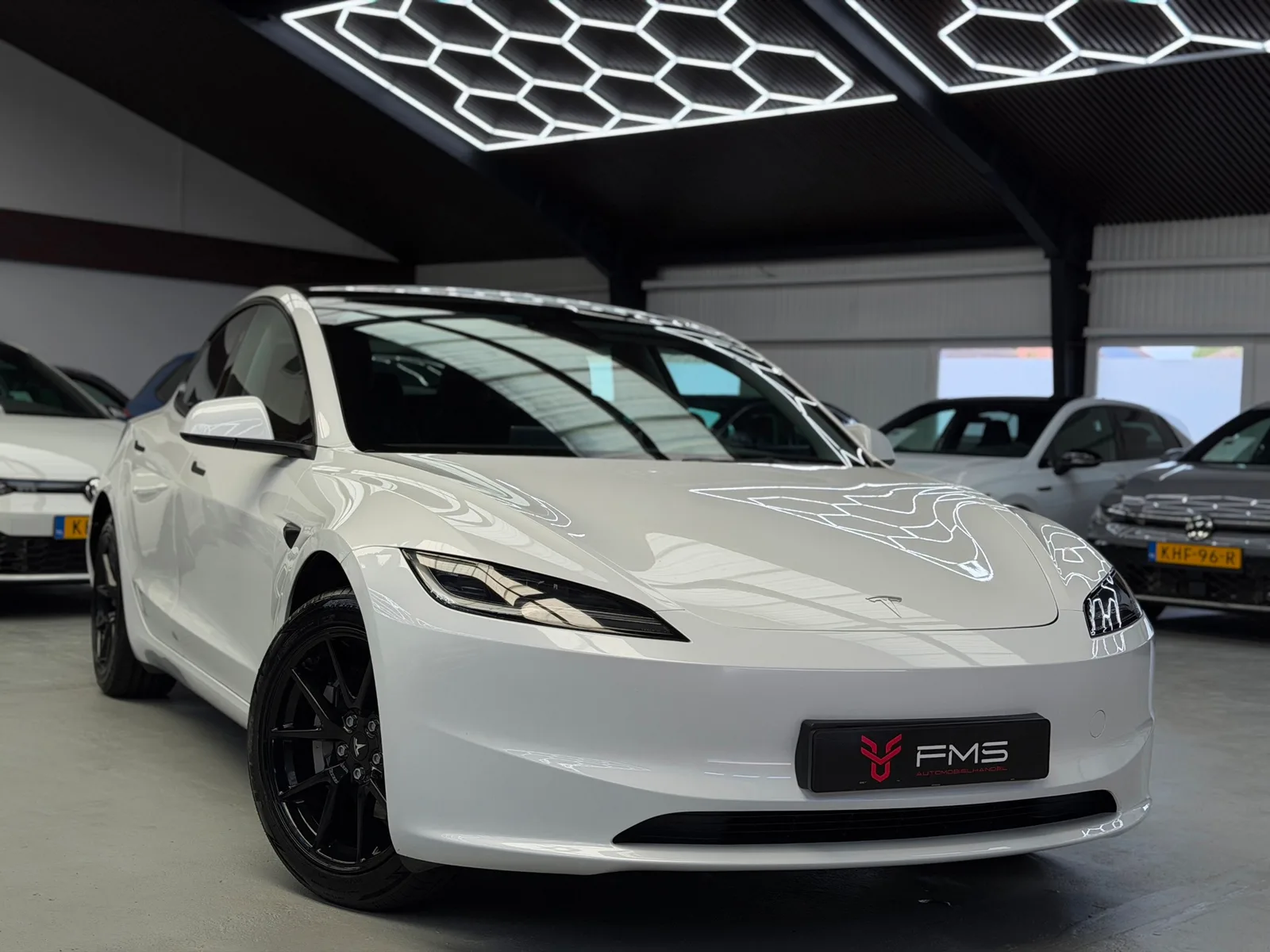 Tesla Model 3 (2024) — foto 1