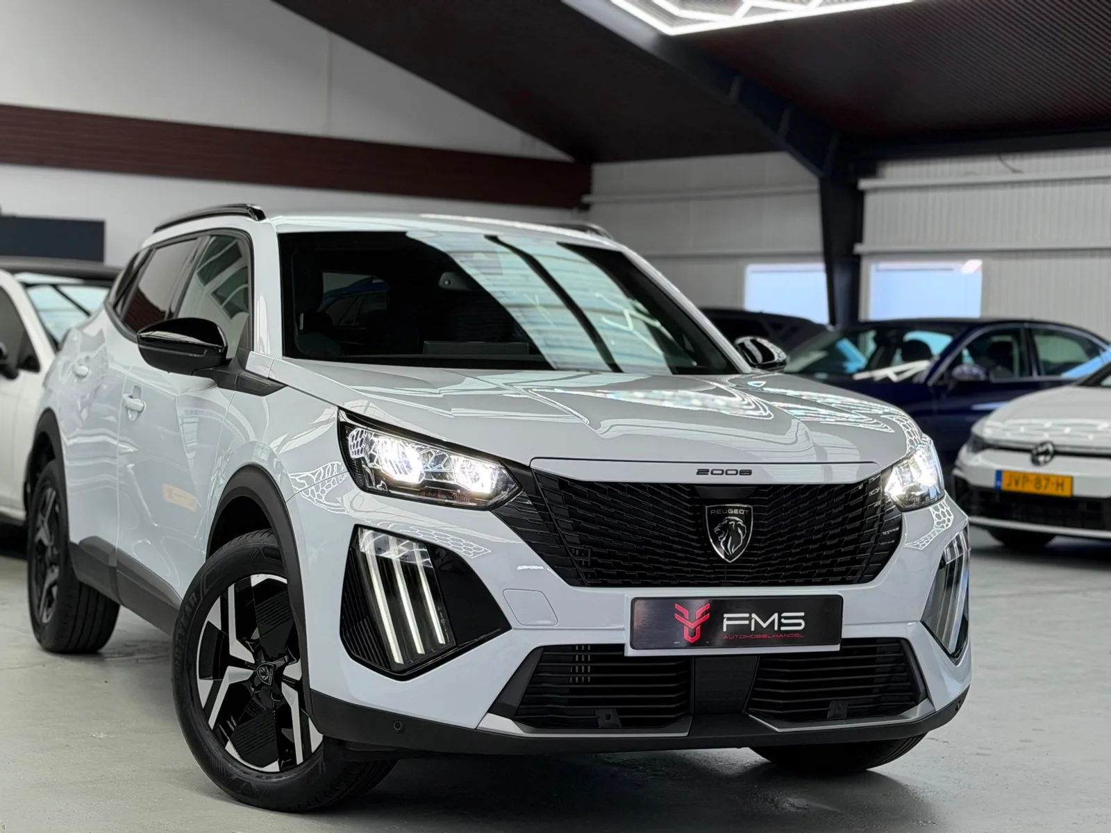 Peugeot 2008 (2024) — foto 1
