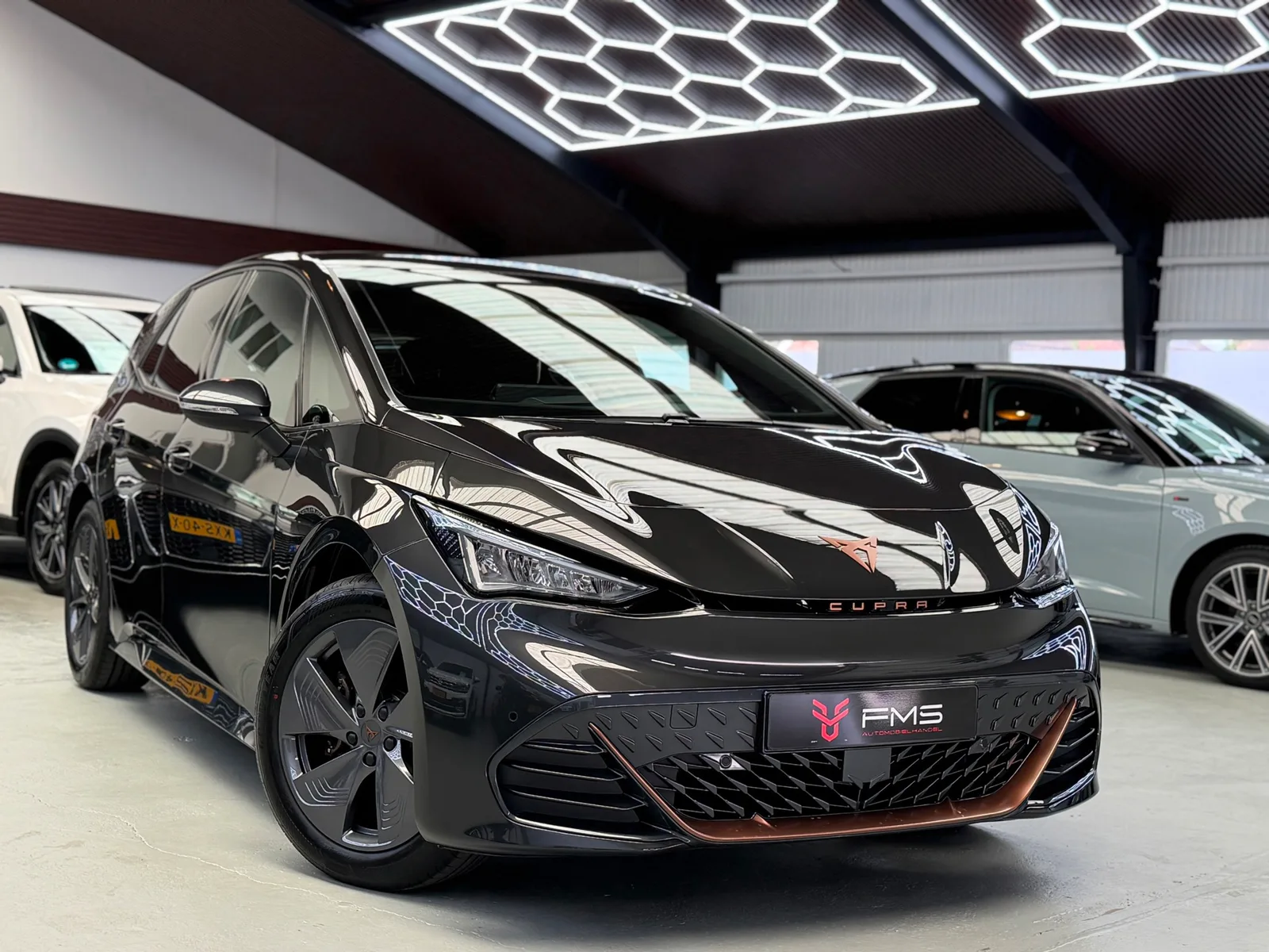 CUPRA Born (2023) — foto 1